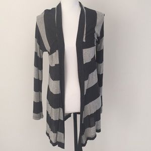 Splendid cardigan wrap medium